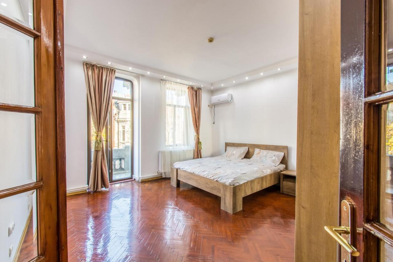 Apartment Faryna Bucarest Exterior foto