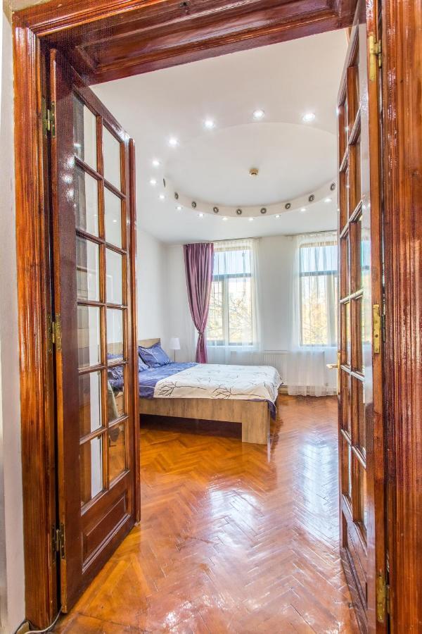 Apartment Faryna Bucarest Exterior foto