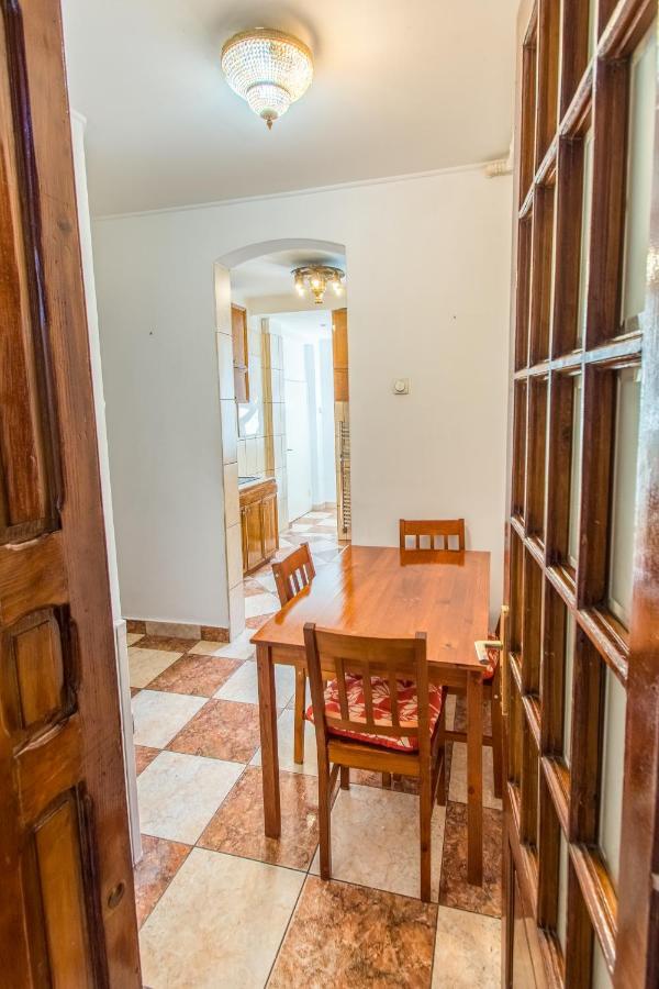 Apartment Faryna Bucarest Exterior foto